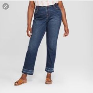 NWT UNIVERSAL THREAD RELAXED FIT BOYFRIEND JEANS